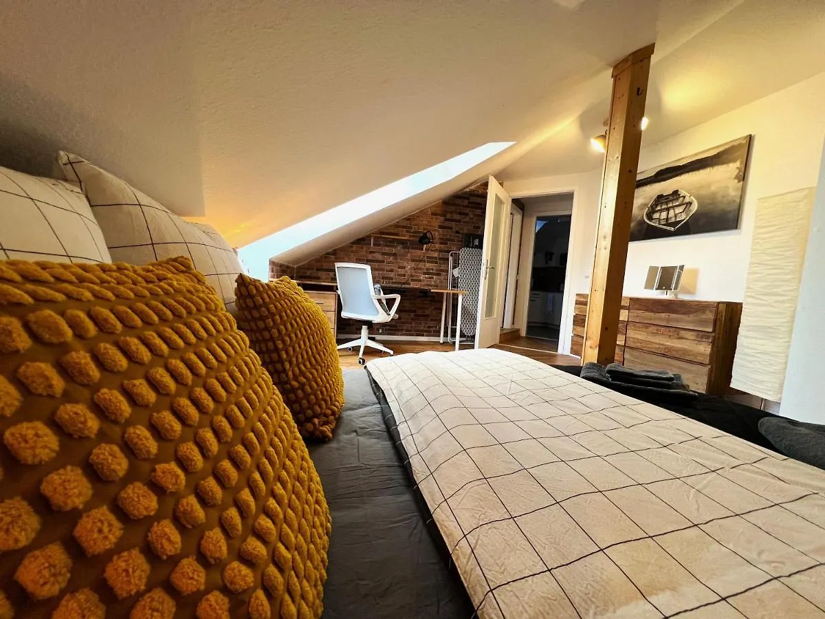 Cozy Apartment Near City Center Dresden By R&L