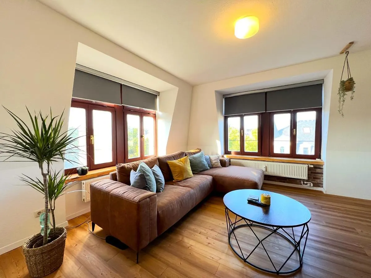 Cozy Apartment Near City Center Dresden By R&L